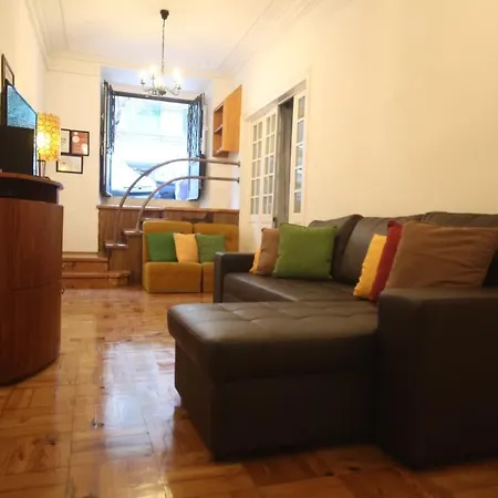 Konukevi Nautic M1 R2 - Classy & Cozy Double With Shared Bathroom In Marques Pombal Lisboa