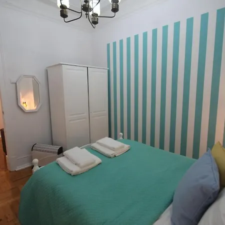Nautic M1 R2 - Classy & Cozy Double With Shared Bathroom In Marques Pombal Guest house *