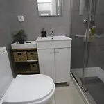 Nautic M1 R2 - Classy & Cozy Double With Shared Bathroom In Marques Pombal 2*