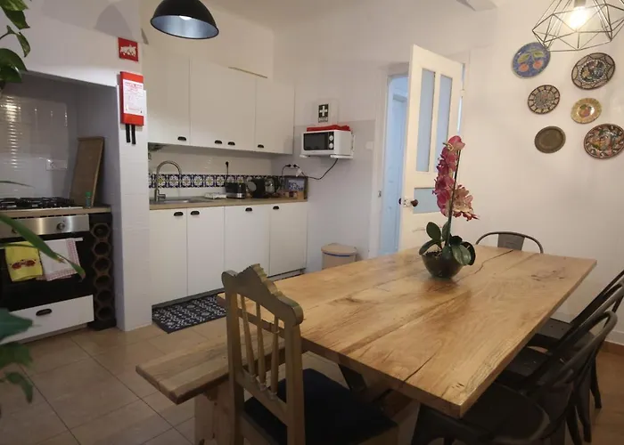 Nautic M1 R2 - Classy & Cozy Double With Shared Bathroom In Marques Pombal